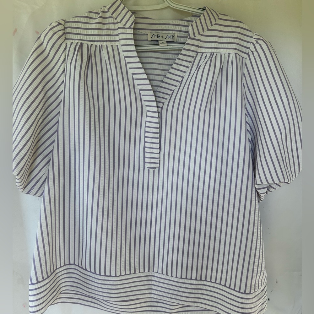 She + Sky Women's Black and White Striped Blouse worn 2 times